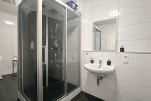 Property thumbnail 11