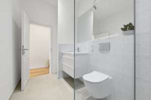 Erstbezug nach Sanierung!! Charmante Altbauwohnung im Beusselkiez – 10553 Moabit, Berlin – Vorschaubild 12