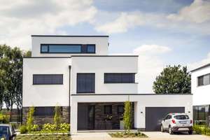 GROSSZÜGIG UND MODERN 🌟 Exklusives Einfamilienhaus mit Bürofläche in Königstein im Taunus! – Die vollständige Adresse der Immobilie erhältst du vom Anbieter., 61462 Königstein im Taunus – Vorschaubild 1