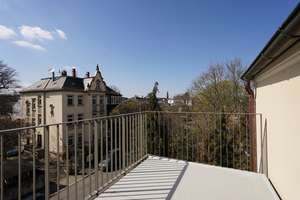 Moderner Altbaucharme: Stilvolle vier Räume und drei Balkone – Die vollständige Adresse der Immobilie erhältst du vom Anbieter., 1277 Blasewitz (Stadtteil), Dresden – Vorschaubild 9