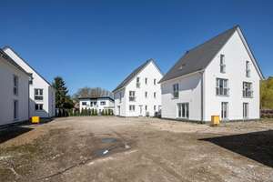 Familienfreundliche Neubau-Doppelhaushälfte: Ein Zuhause mit Garten und viel Platz zum Wachsen – Am Stadtforst 59, 12557 Köpenick, Berlin – Vorschaubild 14