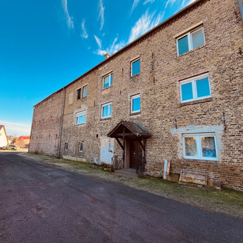 2 Loftwohnungen, ehem. Antikhandel, kl. Bungalow