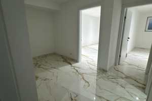 Enegriesparendes, neuwertiges 7-Zimmer-Reihenhaus mit Einbauküche in Marzling – Freisinger Straße 24a, 85417 Freising (Kreis) – Vorschaubild 5