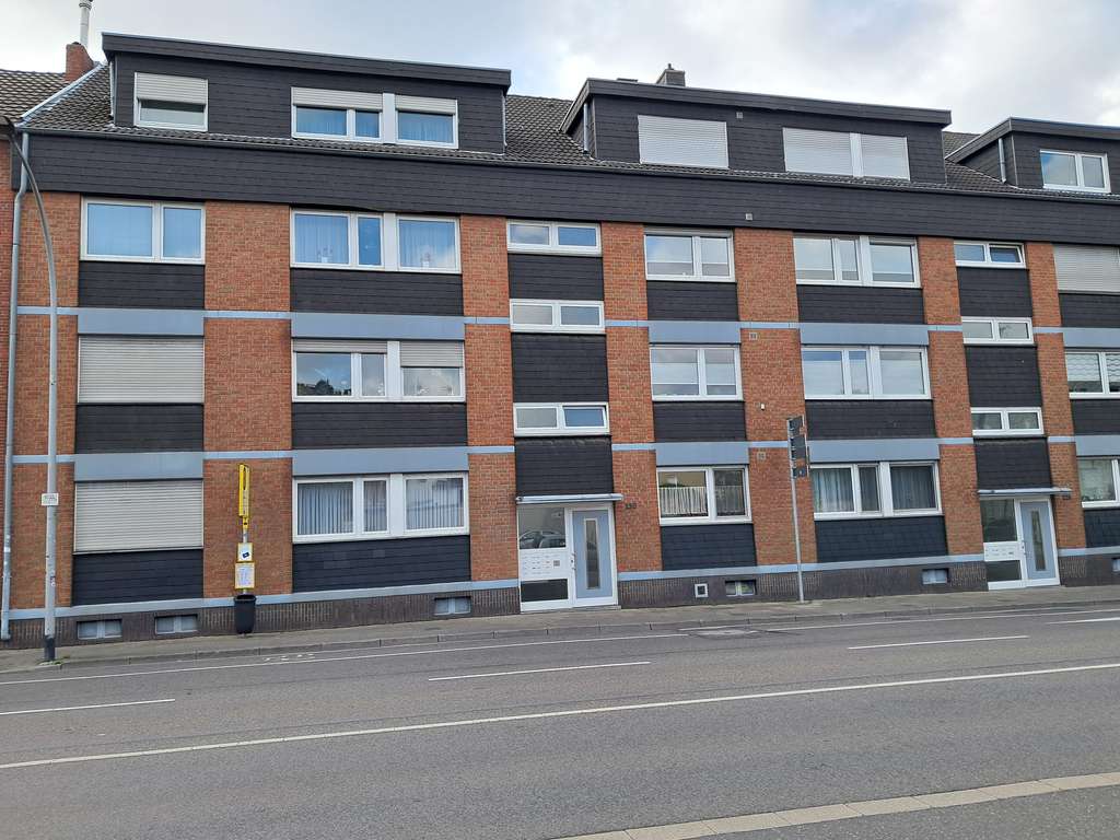 4-Zimmer-Wohnung mit Balkon in Mönchengladbach Windberg