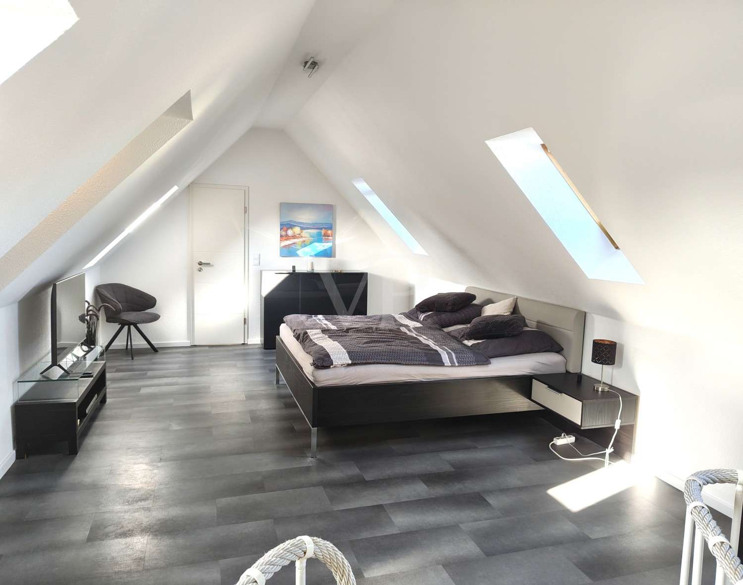 Immobilie in Oestrich-Winkel - Geschmackvoll modernisierte Maisonettewohnung in Rheinnähe - Einziehen und sich wohlfühlen! - Bild 9