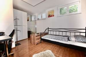 Lichtdurchflutete Garten-Maisonettewohnung in ruhiger Lage – Wohnen in einer kleinen Wohnanlage! – Die vollständige Adresse der Immobilie erhältst du vom Anbieter., 80935 Lerchenau-Ost, München – Vorschaubild 8