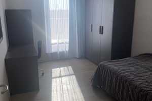 Dachgeschoss- Wohnung mit Terrasse, möbliert & ALL- INCLUSIVE Miete!- über den Dächern Düsseldorfs – Merziger Straße 19 a/b, 40476 Düsseldorf – Vorschaubild 12