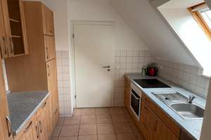 Platz für neue Ideen: 3,5-Zimmer-Wohnung in Düsseldorf-Bilk – 40223 Bilk, Düsseldorf – Vorschaubild 2