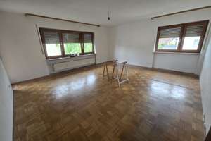 Wohnen mit Charakter: Großzügige Vier-Zimmer-Wohnung in Nürnberg-Eibach – Im Ries 9, 90451 Eibach, Nürnberg – Vorschaubild 13