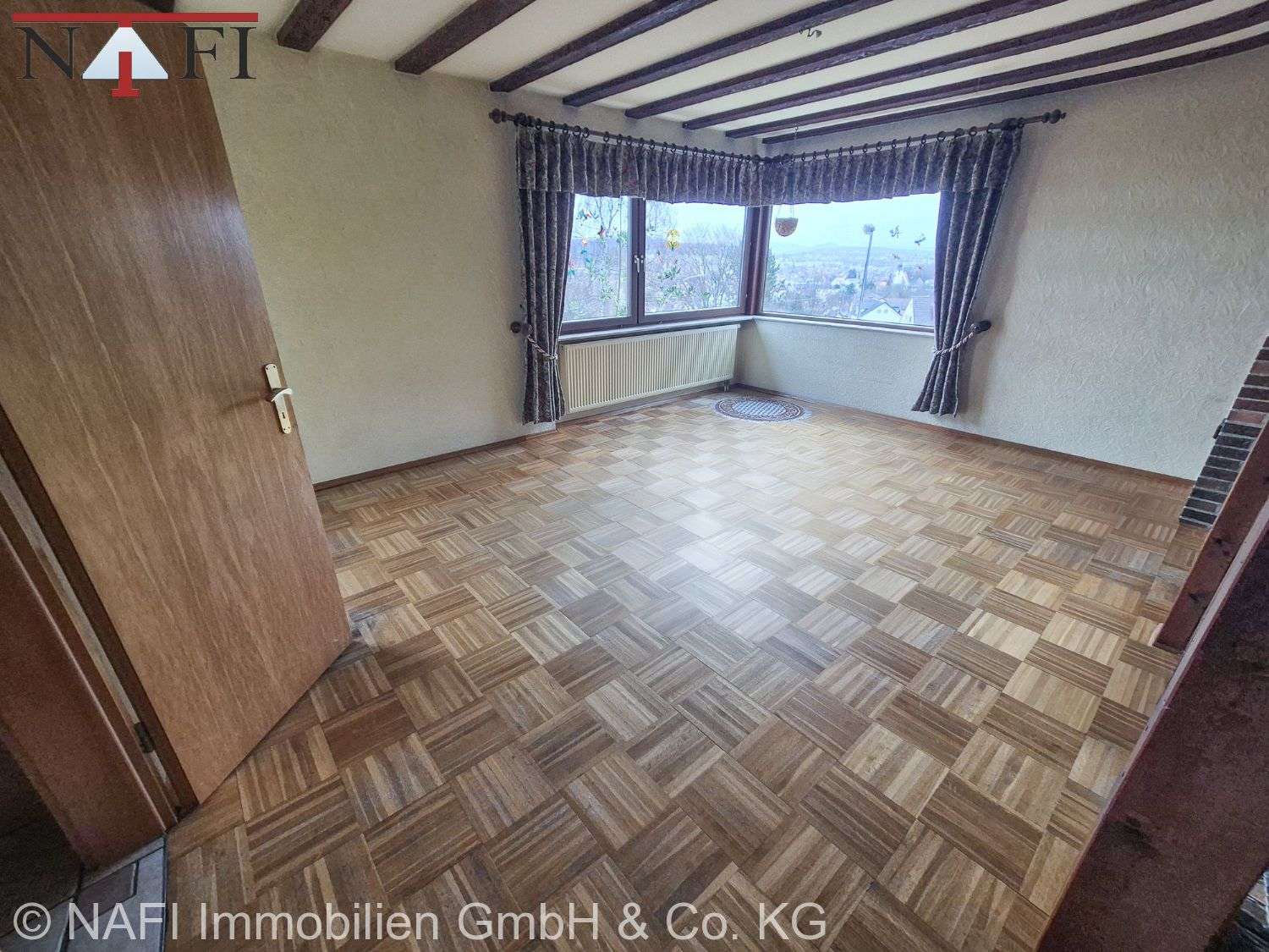 Immobilie in Uhingen - PLATZWUNDER, großzügiges Einfamilienhaus mit Einliegerwohnung und toller Aussicht - Bild 4