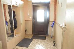 Neues Angebot !  Teilsaniertes Reihenmittelhaus ca. 150 m² Wohnfläche + eigene Zufahrt und 3 Garagen – Philippstraße 15, 8393 Meerane – Vorschaubild 13