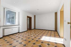 saniertes 3-Familienhaus als sichere Kapitalanlage – Die vollständige Adresse der Immobilie erhältst du vom Anbieter., 50767 Pesch, Köln – Vorschaubild 4