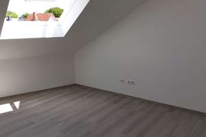 Das Haus im 2021 gebaut. Schöne 3-Zimmer-Wohnung in Koblenz-Karthause – Birkenweg 1 A, 56075 Karthäuserhofgelände, Koblenz – Vorschaubild 6