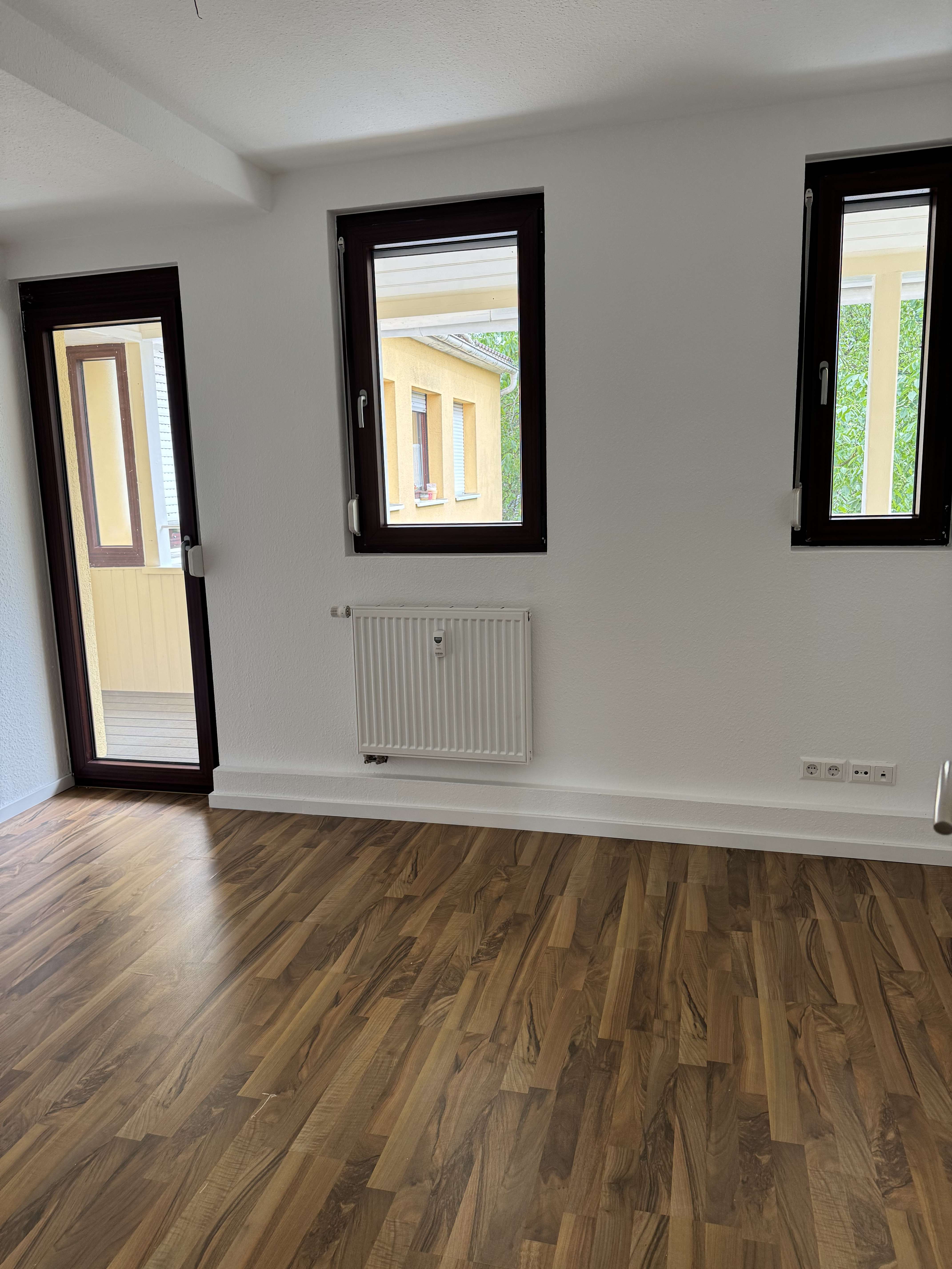 Immobilie in Ebersbach an der Fils - Familientraum mit Stil: Neu renovierte 5-Zimmer Wohnung mit großer Terrasse & morderne EBK  - Bild 6