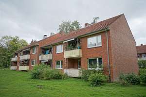 Volksbank Immobilien:
Gemütliche Eigentumswohnung zum Wohlfühlen in idyllischer grüner Umgebung!