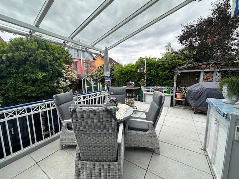 Terrasse mit Blick ins Grüne 