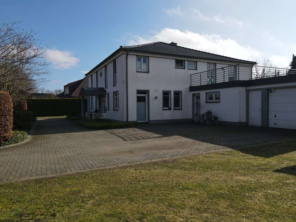Immobilie in Molbergen - Exklusive Villa in Molbergen sucht neuen Eigentümer - provisionsfrei! - Bild 2