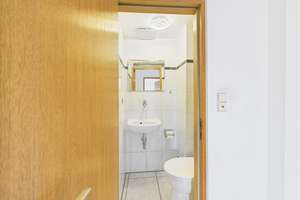 Property thumbnail 11