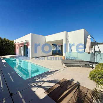 REIHENHAUS IN JESÚS. 5 SCHLAFZIMMER 7 BADEZIMMER POOL TERRASSE GARAGE