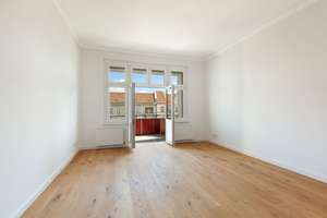 Hochwertig sanierte Altbauwohnung: Lichtdurchflutetes Raumwunder mit Balkon in Berlin Westend – Die vollständige Adresse der Immobilie erhältst du vom Anbieter., 14059 Westend, Berlin – Vorschaubild 3