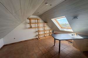 Wohnen mit Charakter: 3,5-Zimmer-Dachgeschosswohnung in Kamp-Lintfort – 47475 Kamp-Lintfort – Vorschaubild 5