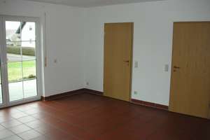 4-Zimmer-Wohnung mit Loggia und Terrasse in Ebsdorfergrund – Die vollständige Adresse der Immobilie erhältst du vom Anbieter., 35085 Ebsdorfergrund – Vorschaubild 6