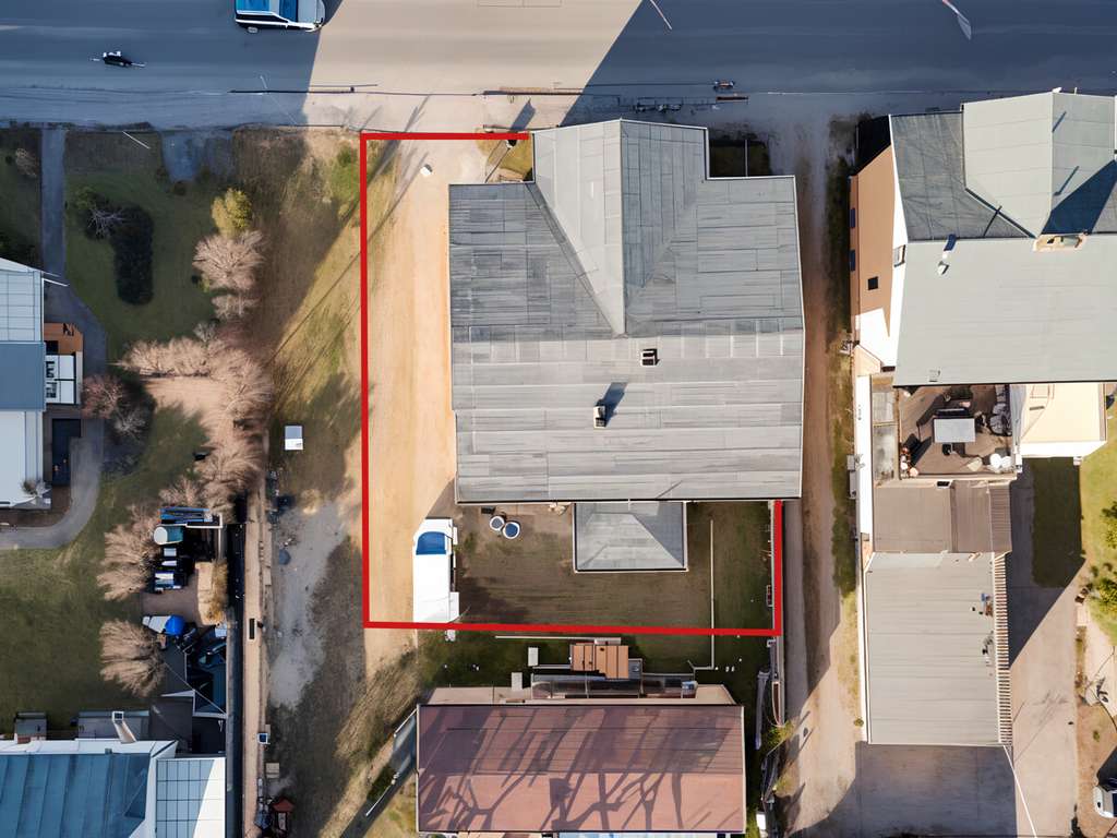 Immobilie in Heringsdorf - Historische Bädervilla in Heringsdorf – ca.237m² Wfl., saniert, flexibel als Einfamilienhaus nutzbar - Bild 4