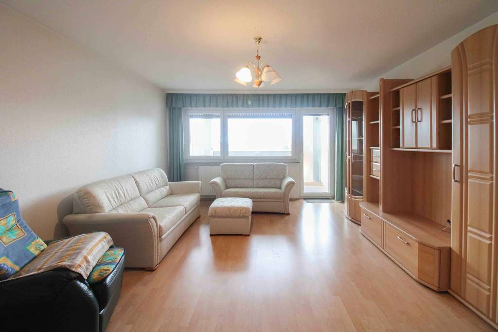 Immobilie in Kernen im Remstal - Attraktive 3-Zimmer-Wohnung mit Balkon in ruhiger Lage von Rommelshausen - Bild 1