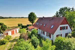 Landleben mit Stil – großzügiges Wohnhaus mit Gartenidylle am Feldrand – Die vollständige Adresse der Immobilie erhältst du vom Anbieter., 17391 Neetzow-Liepen – Vorschaubild 3