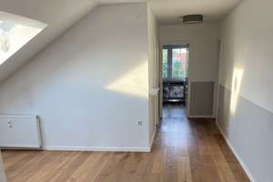 Helle, modernisierte 4-Zimmer-Dachgeschosswohnung mit Balkon und Weitblick – Königsberger Straße 7, 36039 Fulda – Vorschaubild 2