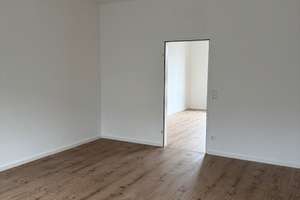 Erstbezug nach Renovierung - 5-Zimmer-Wohnung – Kaltenhofer Straße 21, 86154 Oberhausen-Süd, Augsburg – Vorschaubild 9