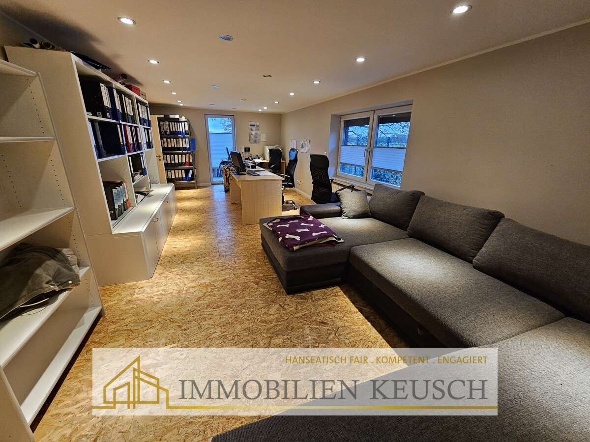 Immobilie in Thedinghausen - Arbeiten & Wohnen - Großer Hof mit 3 Gebäuden & vielen Parkplätzen - modernes Wohnhaus über 2 Etagen - Bild 5