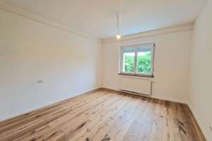Sanierte 3-Zimmer-Wohnung mit Balkon – hell, großzügig & sofort bezugsfrei – Die vollständige Adresse der Immobilie erhältst du vom Anbieter., 70191 Nordbahnhof, Stuttgart – Vorschaubild 4