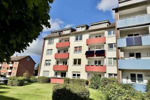3 Zimmer mit Balkon und Stellplatz