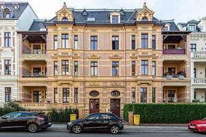 Sonnige 2,5-Zimmerwohnung mit Einbauküche, Wintergarten und Balkon in bester Innenstadtlage!