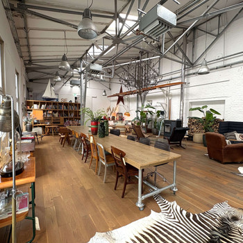 Möbliertes Loft für flexible & kreative Nutzungskonzepte