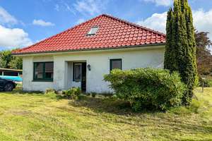 Nahe Husum, viel Potenzial für eigene Ideen: Sanierungsbedürftiges Wohnhaus auf großem Grundstück – Die vollständige Adresse der Immobilie erhältst du vom Anbieter., 25872 Wittbek – Vorschaubild 5