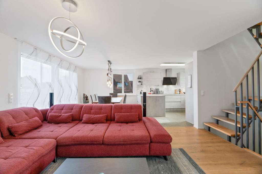 Immobilie in Hattenhofen - Neuwertige große Doppelhaushälfte - Bild 0