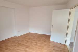 Stilvolle, gepflegte 2-Zimmer-Erdgeschosswohnung mit EBK in Karlsruhe – Cäciliastraße 28, 76133 Beiertheim-Bulach, Karlsruhe – Vorschaubild 6