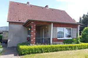LÄNDLICHES EINFAMILIENHAUS AUF SUPER GRUNDSTÜCK – Ostvorpommern (Kreis) – Vorschaubild 1