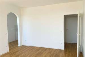 Ideal für Singles - helle 1,5 Zimmer-Wohnung mit Weitblick in Hannover -Vahrenwald. – Karl-Imhoff-Weg 26, 30165 Vahrenwald, Hannover – Vorschaubild 4