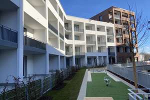 Ansprechende 2-Zimmer-EG-Wohnung mit Einbauküche & Terrasse/Garten in München