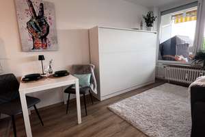 Möbliert: Sonniges und ruhiges Apartment mit Balkon zum Sofortbezug – Knorrstraße 41, 80807 Milbertshofen, München – Vorschaubild 4