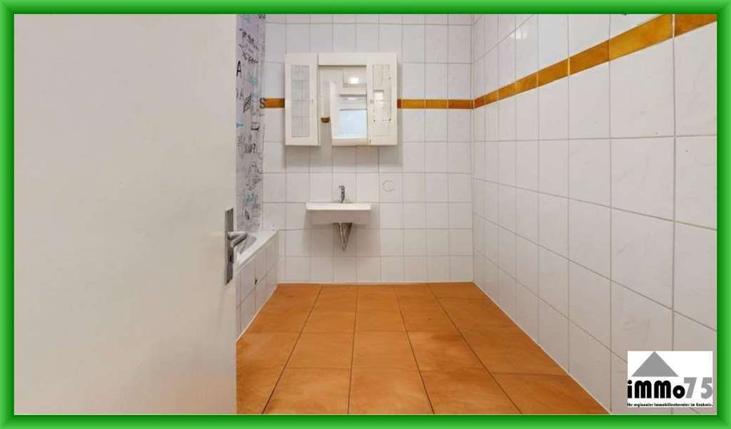 Immobilie in Mühlacker - vermietetes Anlageobjekt in Dürrmenz: 2 Wohnungen und separate Werkstatt - Bild 2