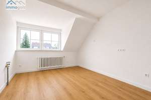 Sanierte 3,5-Zimmer Dachgeschosswohnung im beliebten Essen-Bergerhausen – Oststr. 17, 45136 Bergerhausen, Essen – Vorschaubild 4