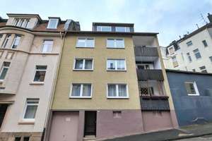 Helle 3-Zimmer-Wohnung mit Dachterrasse
Weitblick über Wuppertal inklusive – Die vollständige Adresse der Immobilie erhältst du vom Anbieter., 42285 Barmen, Wuppertal – Vorschaubild 17