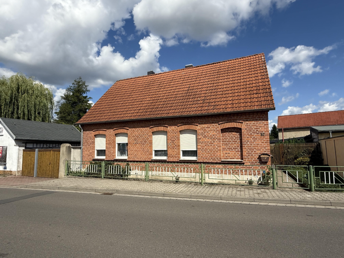 Charmantes Einfamilienhaus mit Potenzial!, Wittenberg Kreis – Bild 1