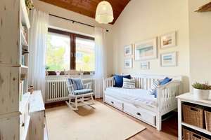 Stilvolle Doppelhaushälfte mit Wellnessgarten, Kamin & Panoramablick – Die vollständige Adresse der Immobilie erhältst du vom Anbieter., 65195 Rheingauviertel / Hollerborn, Wiesbaden – Vorschaubild 11