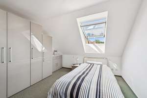 ÜBER DEN DÄCHERN - Gepflegte 3,5-Zimmer-Maisonettewohnung mit Balkon & Garage in Stuttgart-Stammheim – Die vollständige Adresse der Immobilie erhältst du vom Anbieter., 70439 Stammheim-Süd, Stuttgart – Vorschaubild 9