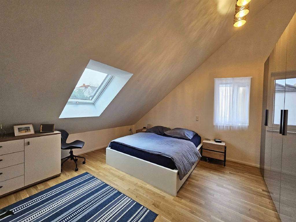 Immobilie in Essenheim - Neuwertiges und großzügiges Traumhaus mit Einliegerwohnung in erstklassiger Lage - Bild 5